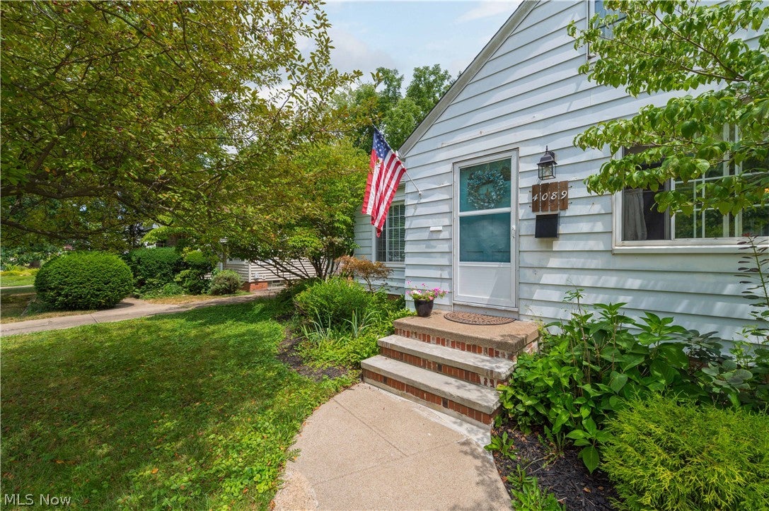 4089 W 229th Street
