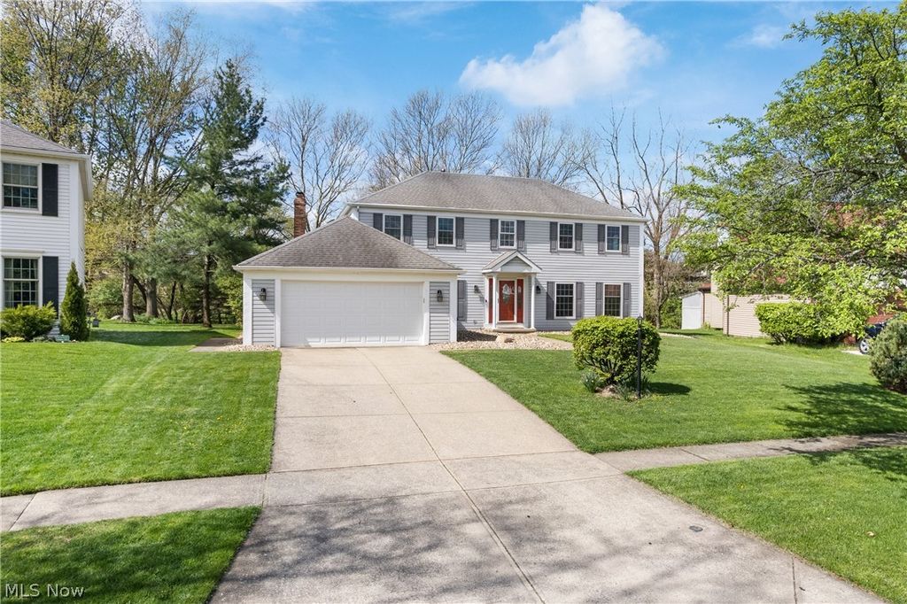 Photo of 18256 Heritage Trail, Strongsville, OH 44136 (MLS # 5202967)