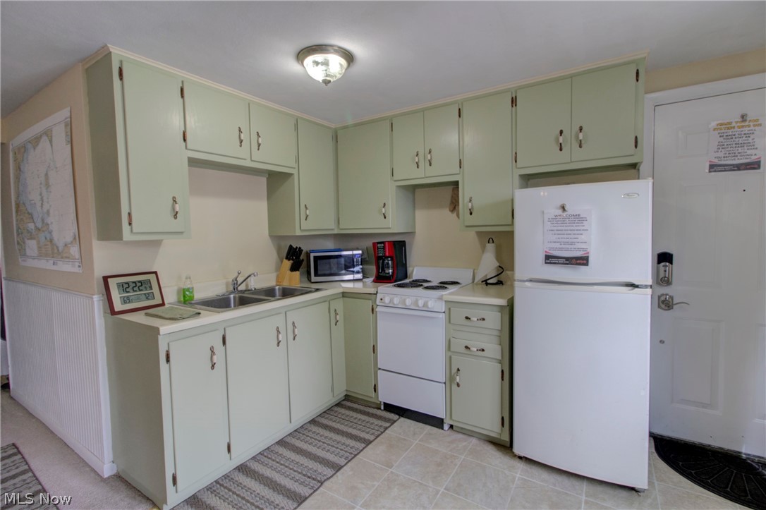 Asher Beach - Residential