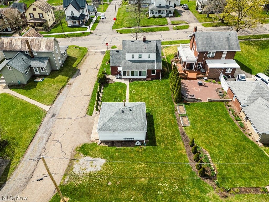 Photo of 403 W Main Street, Sugarcreek, OH 44681 (MLS # 5198874)