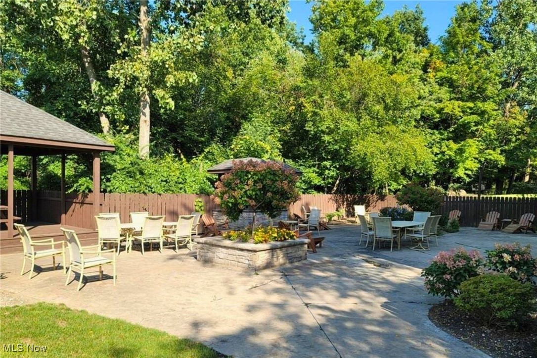 Stoney Run Condominiums - Residential