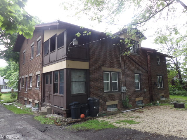 City/Youngstown - Residential Lease