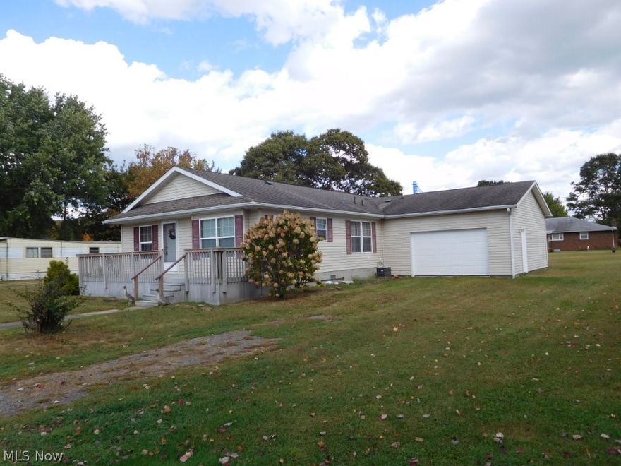 Location! Convenient living. 1,568 Sq. Ft. Ranch built in 2003. Spacious oak kitchen (plenty of room for an island), appliances. Bright, natural light throughout. Vaulted ceilings in kitchen, living room and dining room. Private master bedroom and bath with large walk-in closet. Laundry room. Nice 6-paneled doors. Fixtures are neutral tones. 1.5 car attached garage. Nice package.