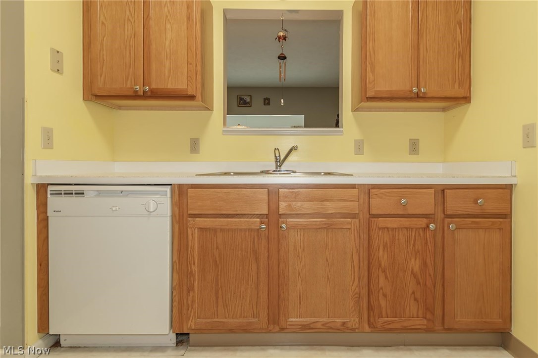 Hickory Rdg Condo 02 Ph 10 - Residential