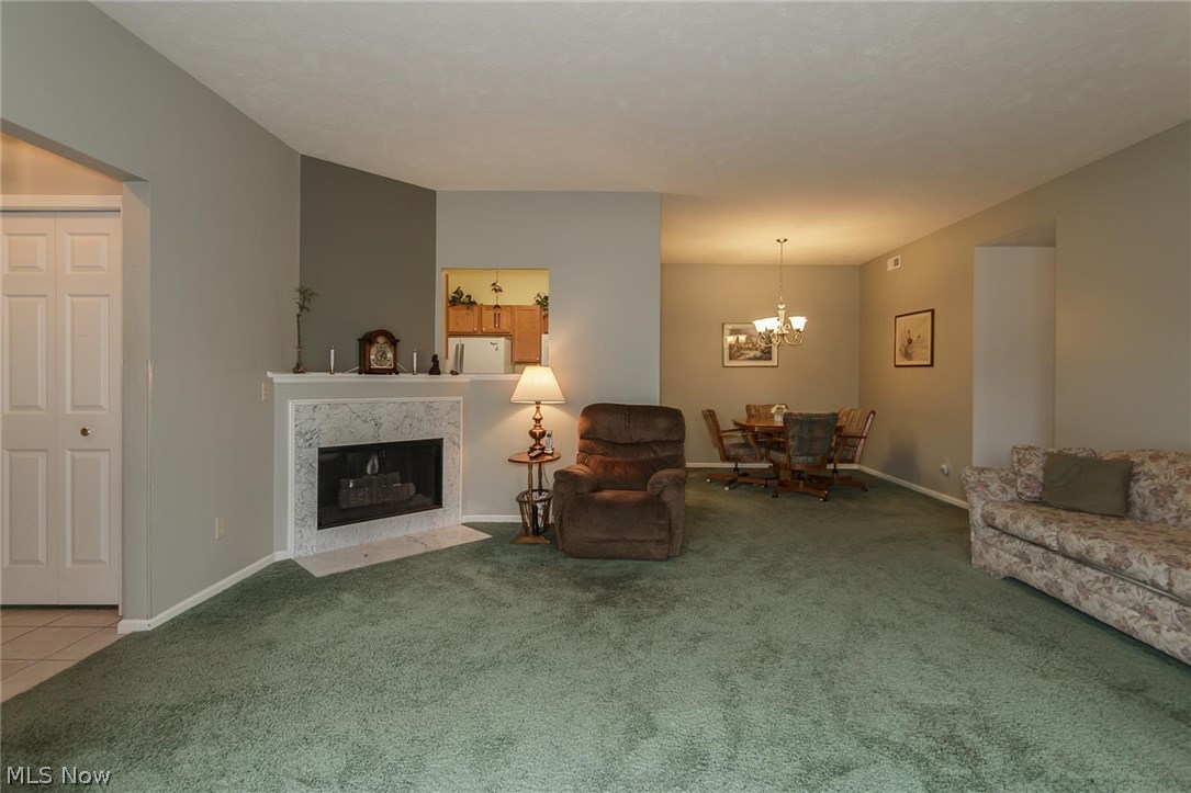 Hickory Rdg Condo 02 Ph 10 - Residential