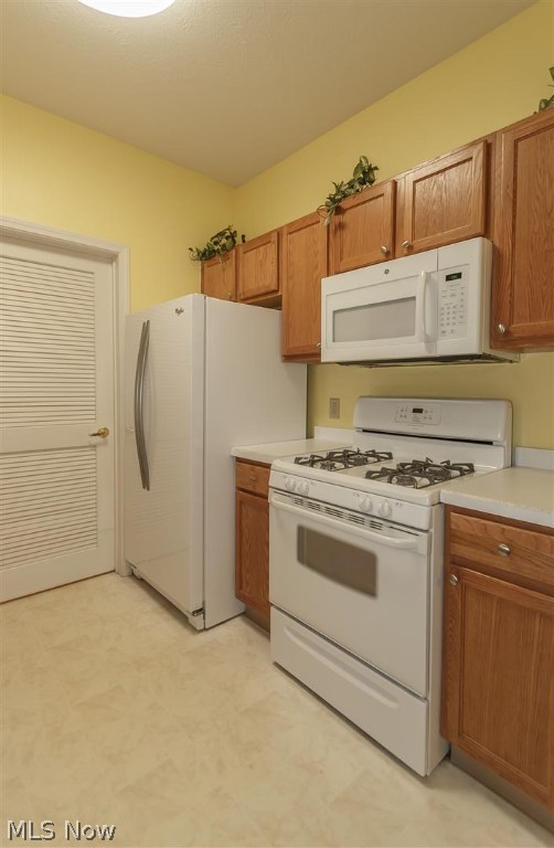 Hickory Rdg Condo 02 Ph 10 - Residential