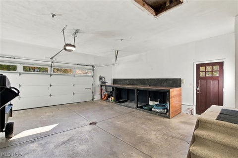 Tiny photo for 7925 Pear Tree Drive, Chesterland, OH 44026 (MLS # 5254832)