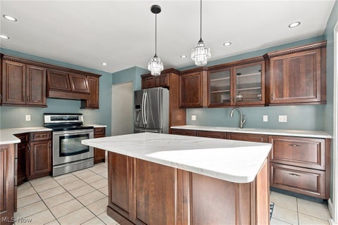 Tiny photo for 7925 Pear Tree Drive, Chesterland, OH 44026 (MLS # 5254832)
