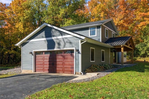 Tiny photo for 7925 Pear Tree Drive, Chesterland, OH 44026 (MLS # 5254832)
