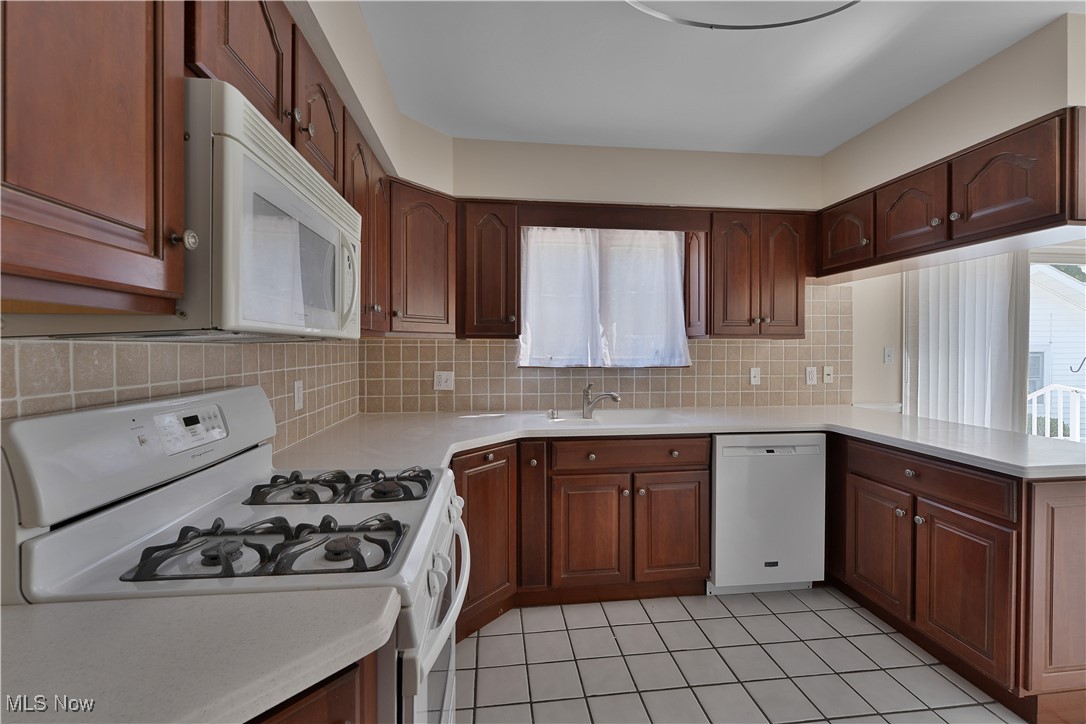 4185 Adeer Drive