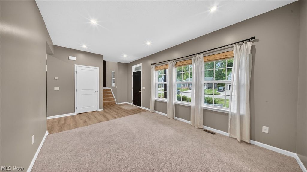 Photo of 35524 Crystal Creek Court, Grafton, OH 44044 (MLS # 5214849)