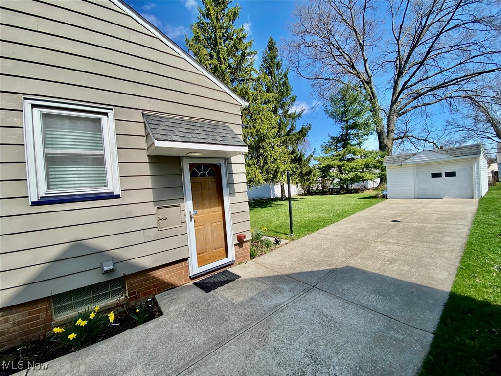 5825 Monica Lane, Garfield Heights, Ohio image 40