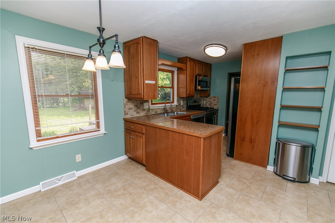 Crest Dale Estate #4 - Residential