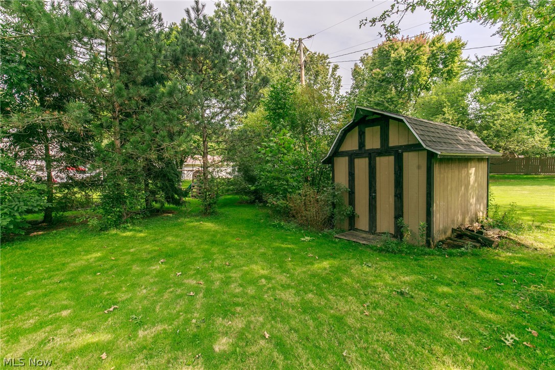 Crest Dale Estate #4 - Residential