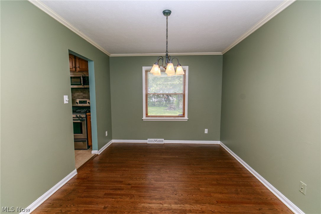 Crest Dale Estate #4 - Residential