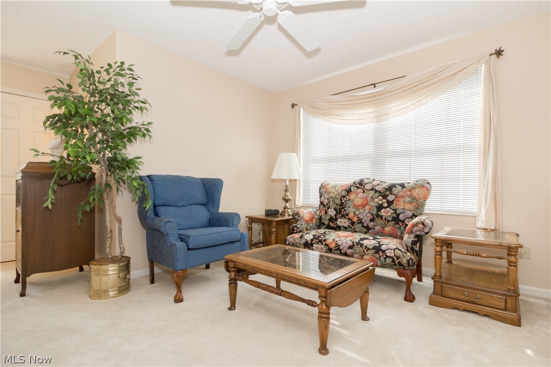 Macintosh Farms Condo 02 - Residential