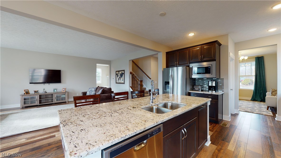 Mar-Well Estates - Residential