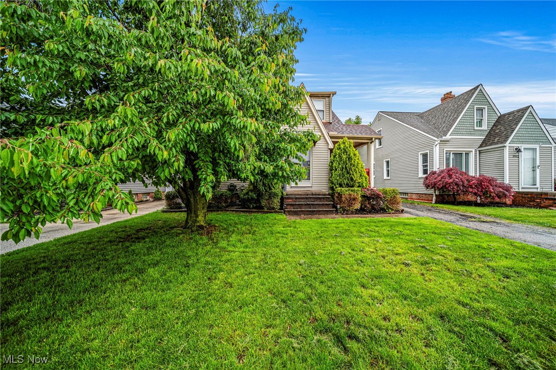 3906 Redfern Road, Parma, Ohio image 2