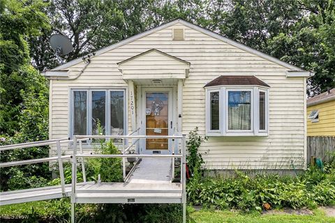 17201 Martha Road, Cleveland, OH 44135 - #: 5145328