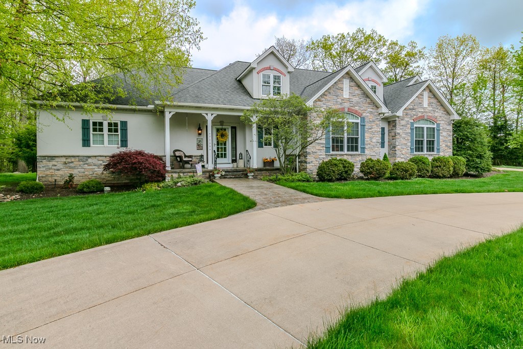 10163 Courtney Lane, Kirtland, Ohio image 3