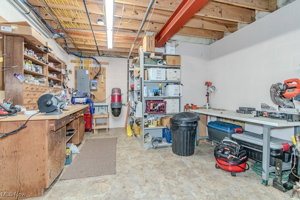 10163 Courtney Lane, Kirtland, Ohio image 37