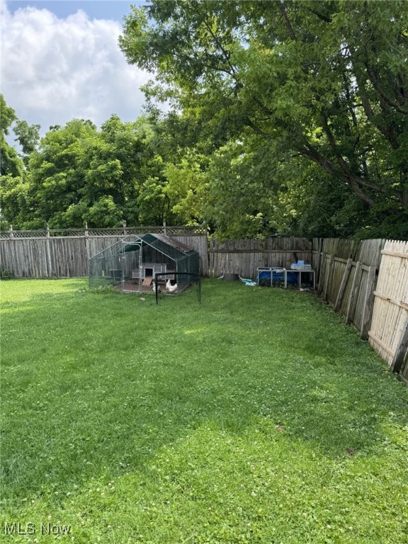 Parkersburg, West Virginia 26101, United States, 3 Bedrooms Bedrooms, ,2 BathroomsBathrooms,Residential,Pending,185348