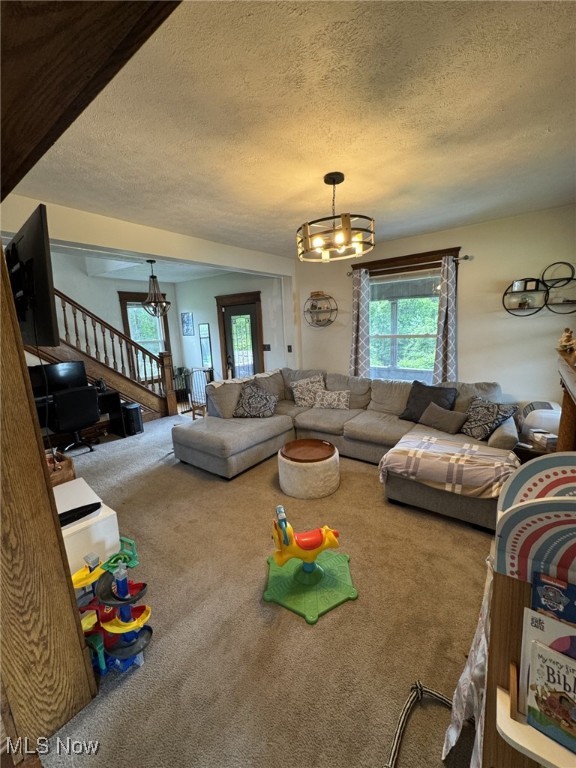 Parkersburg, West Virginia 26101, United States, 3 Bedrooms Bedrooms, ,2 BathroomsBathrooms,Residential,Pending,185348