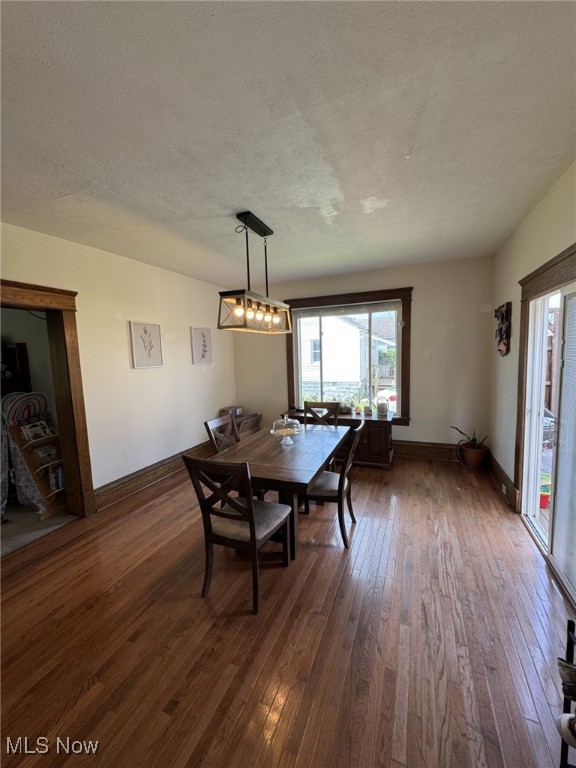 Parkersburg, West Virginia 26101, United States, 3 Bedrooms Bedrooms, ,2 BathroomsBathrooms,Residential,Pending,185348