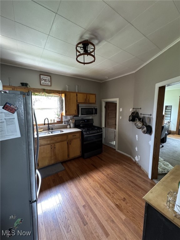 Parkersburg, West Virginia 26101, United States, 3 Bedrooms Bedrooms, ,2 BathroomsBathrooms,Residential,Pending,185348