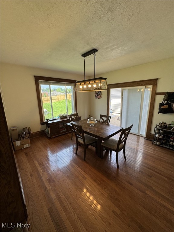 Parkersburg, West Virginia 26101, United States, 3 Bedrooms Bedrooms, ,2 BathroomsBathrooms,Residential,Pending,185348