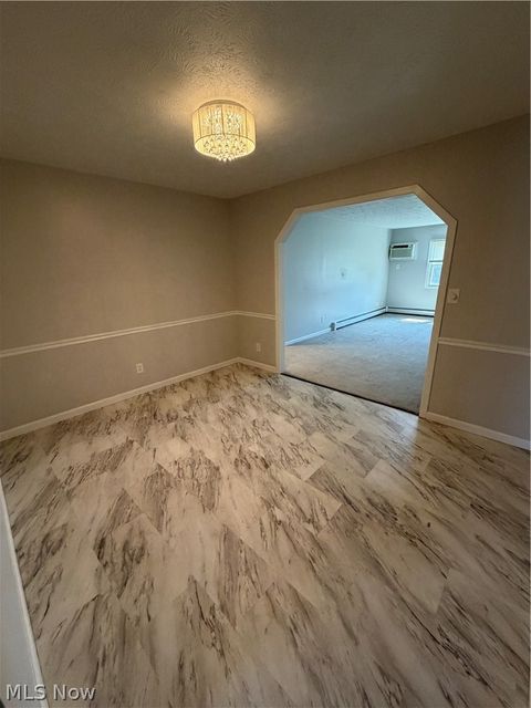 Tiny photo for 118 Carter Circle #3, Boardman, OH 44512 (MLS # 5203364)