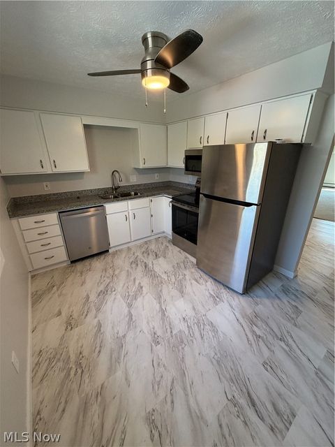 Tiny photo for 118 Carter Circle #3, Boardman, OH 44512 (MLS # 5203364)