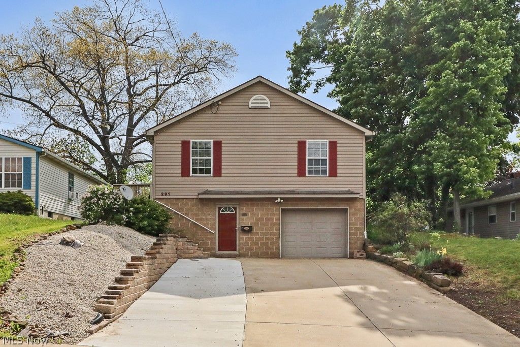 Photo of 291 Schrop Avenue, Akron, OH 44312 (MLS # 5208972)