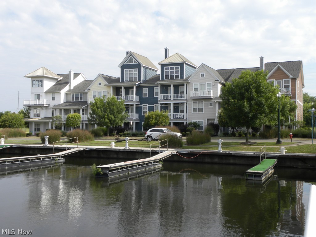 Harbor Walk/Black River 08 - Residential