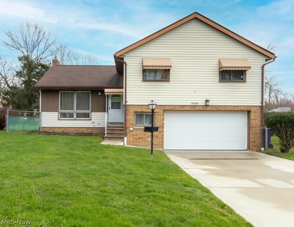 Euclid Manor/Kleimans - Residential