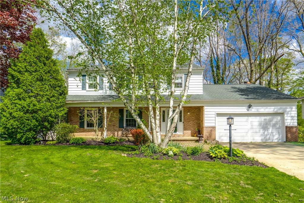 Photo of 2295 Woodpark Road, Akron, OH 44333 (MLS # 5212522)