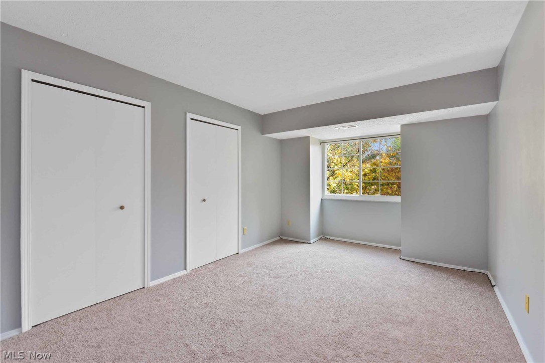 Lakes/Bay Lndg Condo - Residential