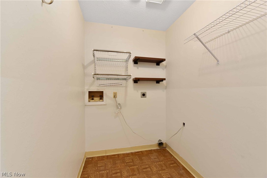 Lakes/Bay Lndg Condo - Residential