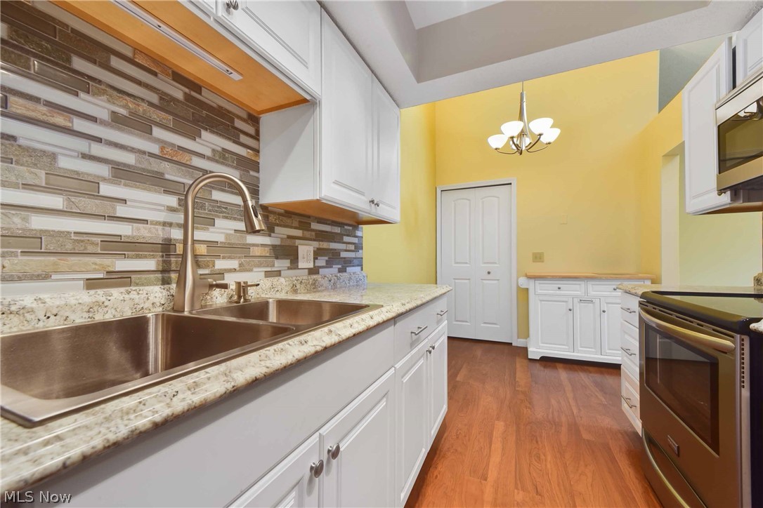 Lakes/Bay Lndg Condo - Residential