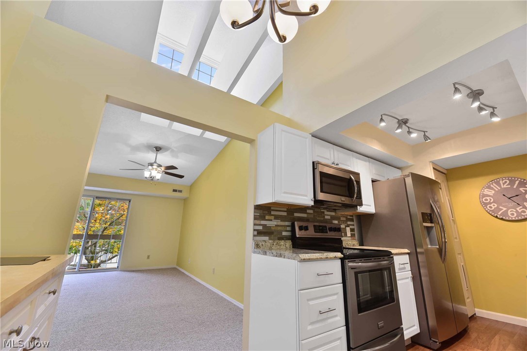 Lakes/Bay Lndg Condo - Residential