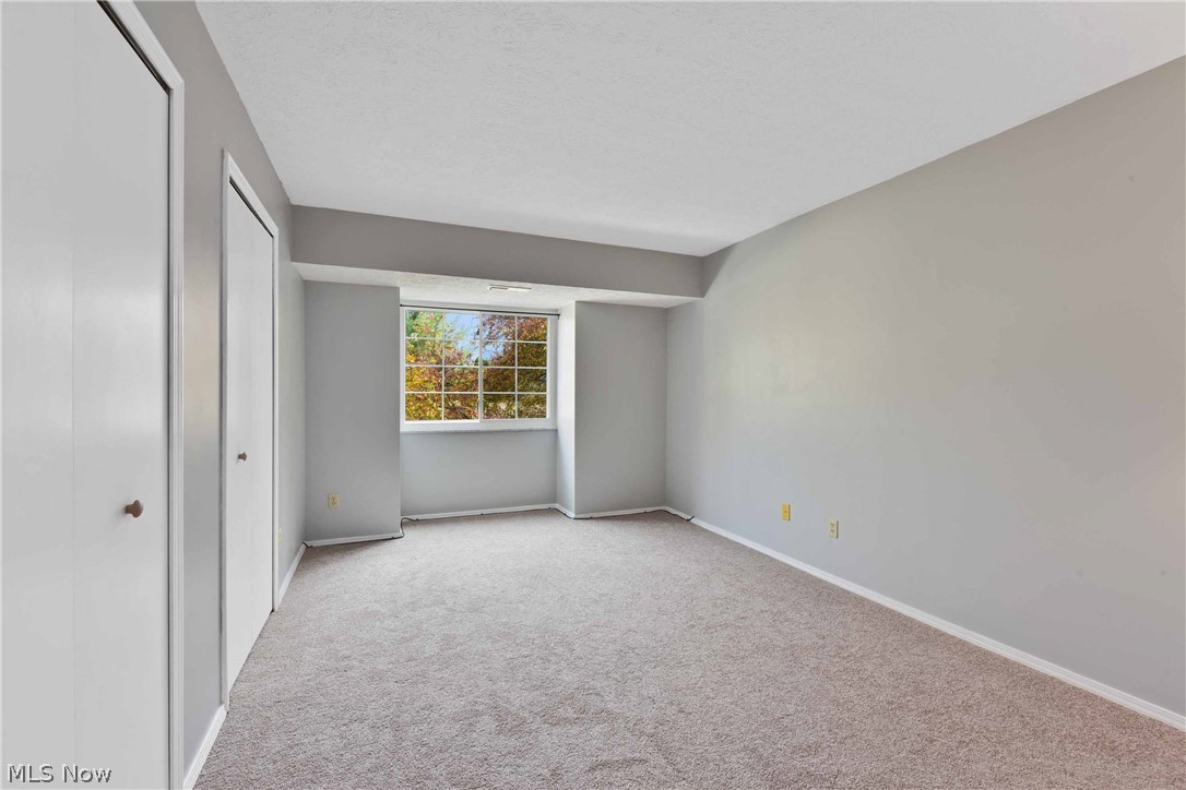 Lakes/Bay Lndg Condo - Residential