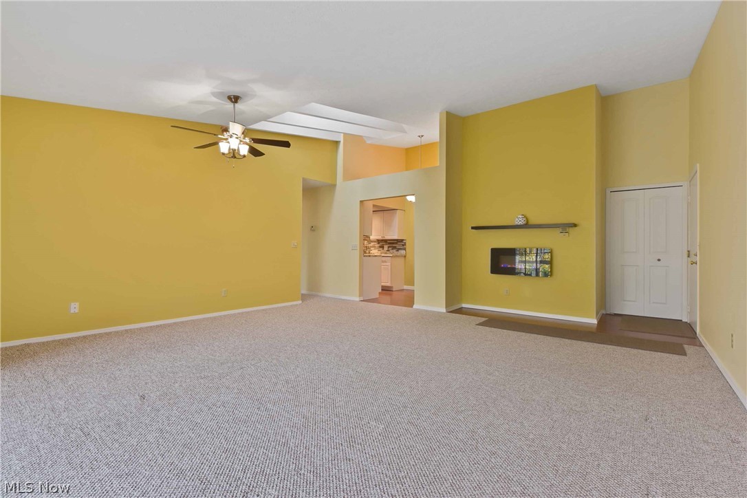 Lakes/Bay Lndg Condo - Residential