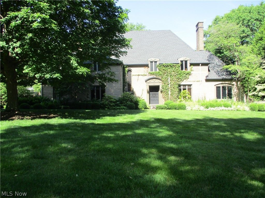 Photo of 192 Wolcott Road, Akron, OH 44313 (MLS # 5219422)