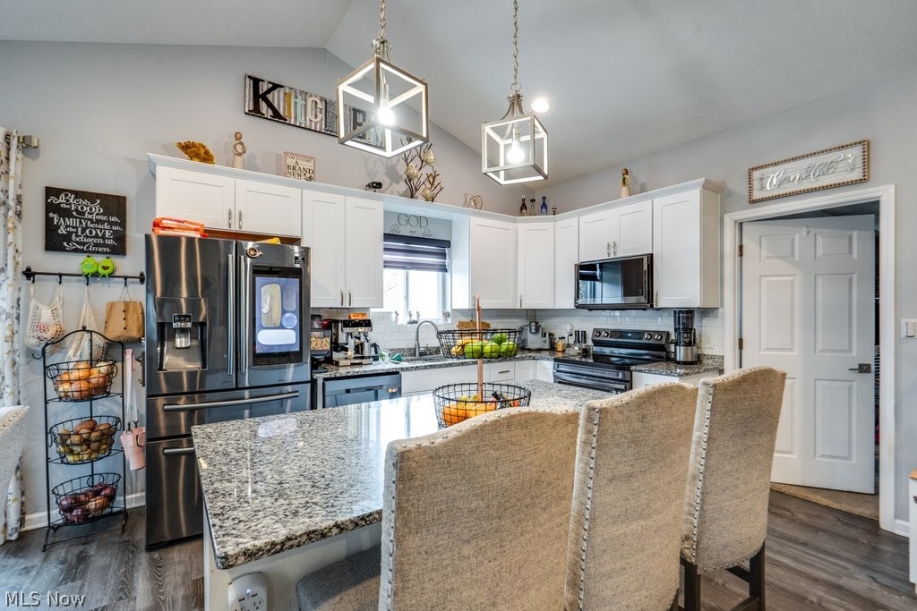 PEPPER HILL ESTATES - Residential