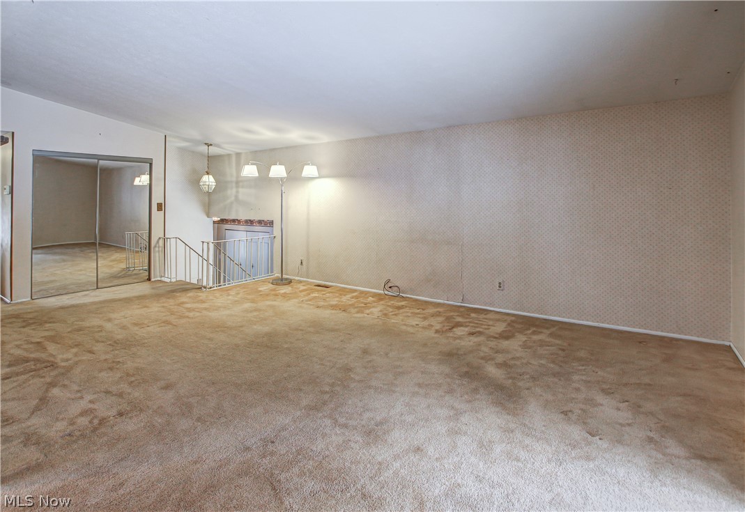 Brentwood Estates Ii/S W Hol - Residential