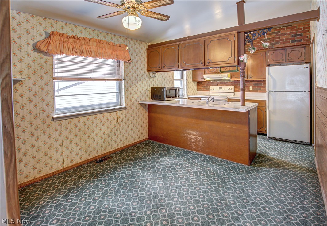 Brentwood Estates Ii/S W Hol - Residential