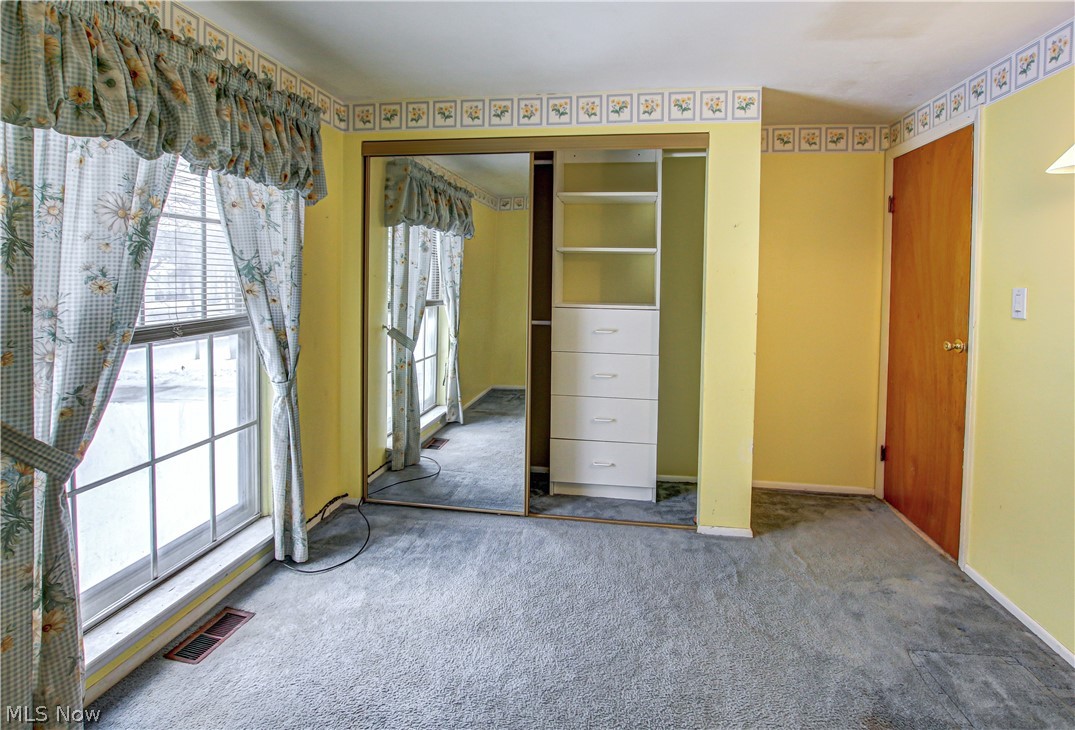 Brentwood Estates Ii/S W Hol - Residential