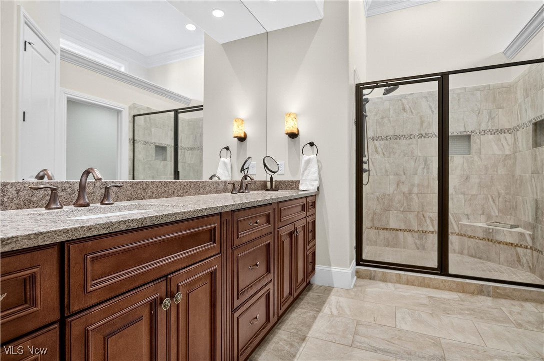 Chagrin Falls, Ohio 44023, United States, 3 Bedrooms Bedrooms, ,4 BathroomsBathrooms,Residential,Pending,214916