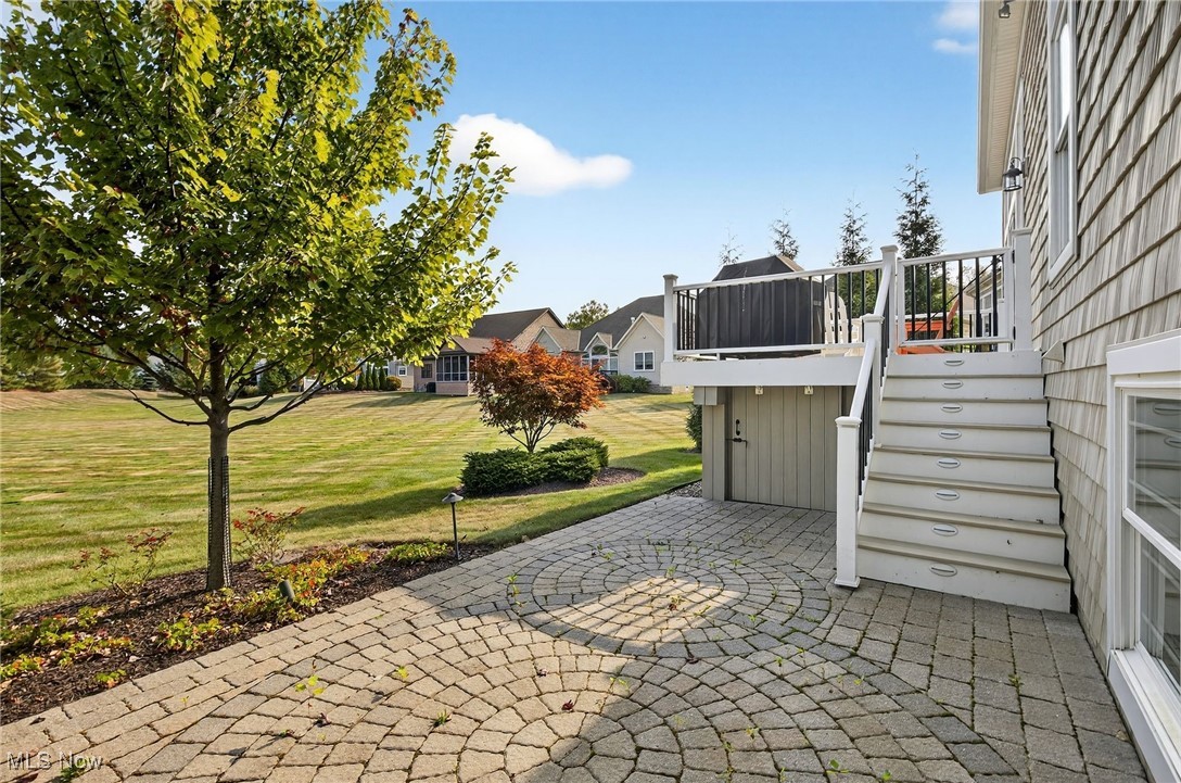 Chagrin Falls, Ohio 44023, United States, 3 Bedrooms Bedrooms, ,4 BathroomsBathrooms,Residential,Pending,214916