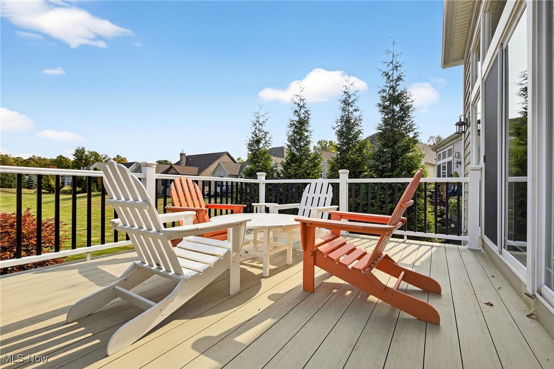 Chagrin Falls, Ohio 44023, United States, 3 Bedrooms Bedrooms, ,4 BathroomsBathrooms,Residential,Pending,214916